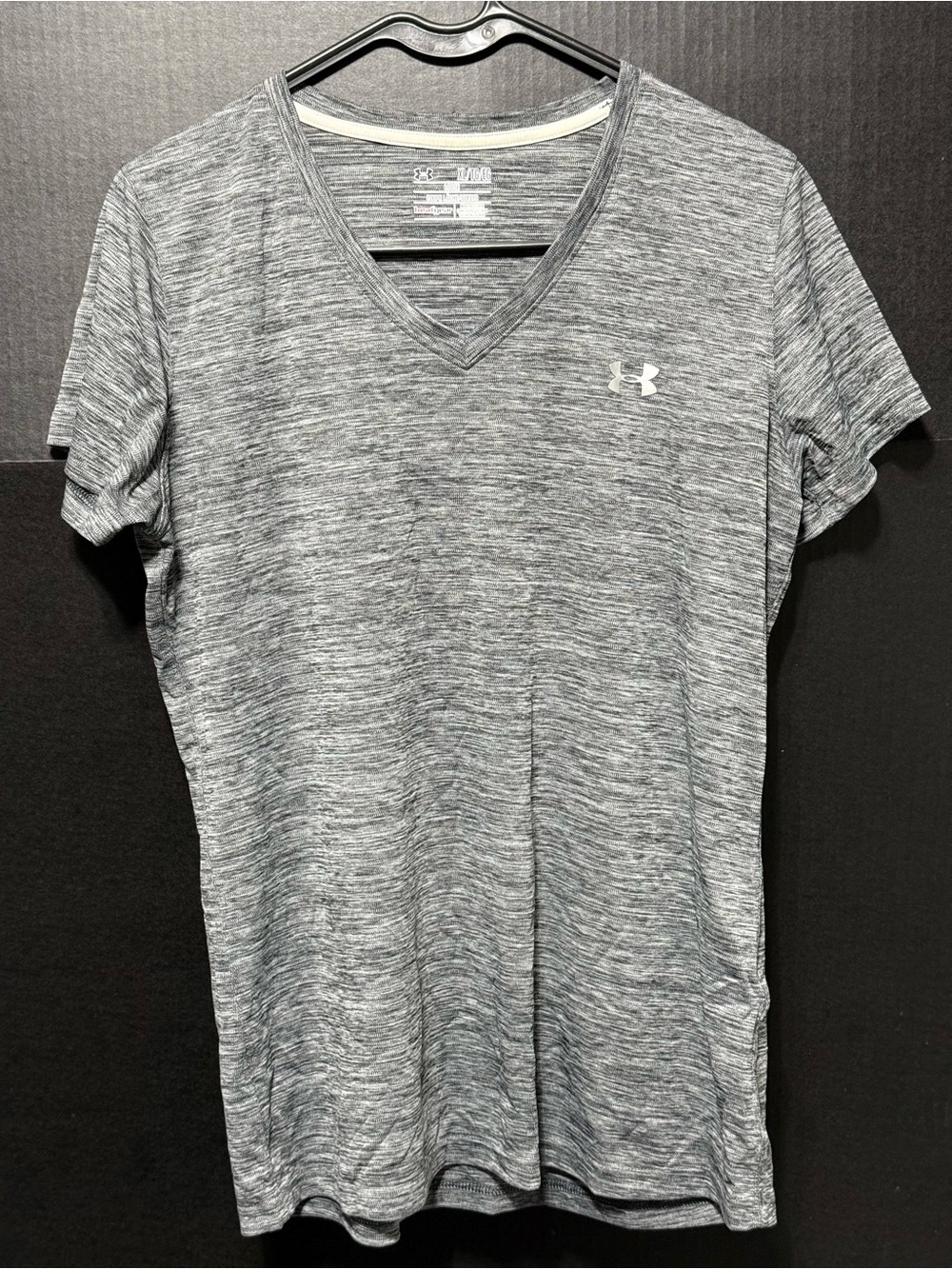 Under Armour Women's Tech Twist V-Neck Short Sleeve Tee Heather Gray Size XL